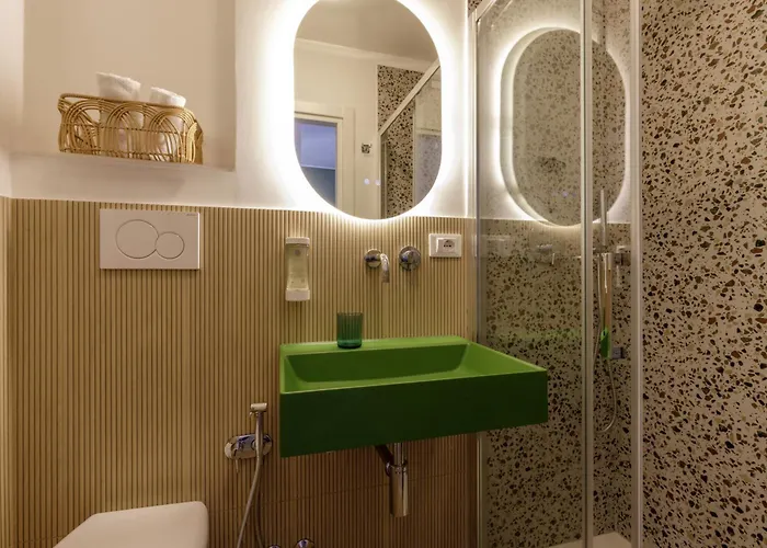 Oda ve Kahvaltı Al Centro Di 4*